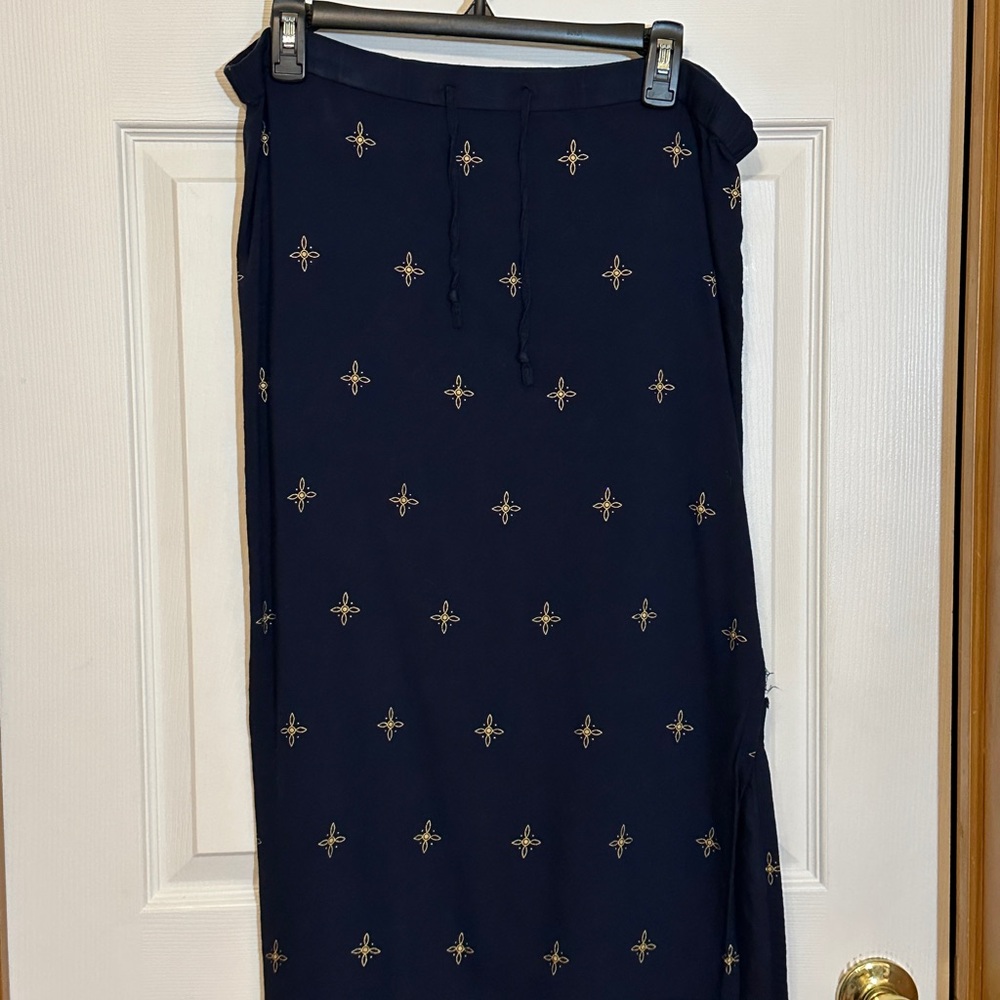 Sag Harbor Dark Blue Skirt with Gold Embroidery